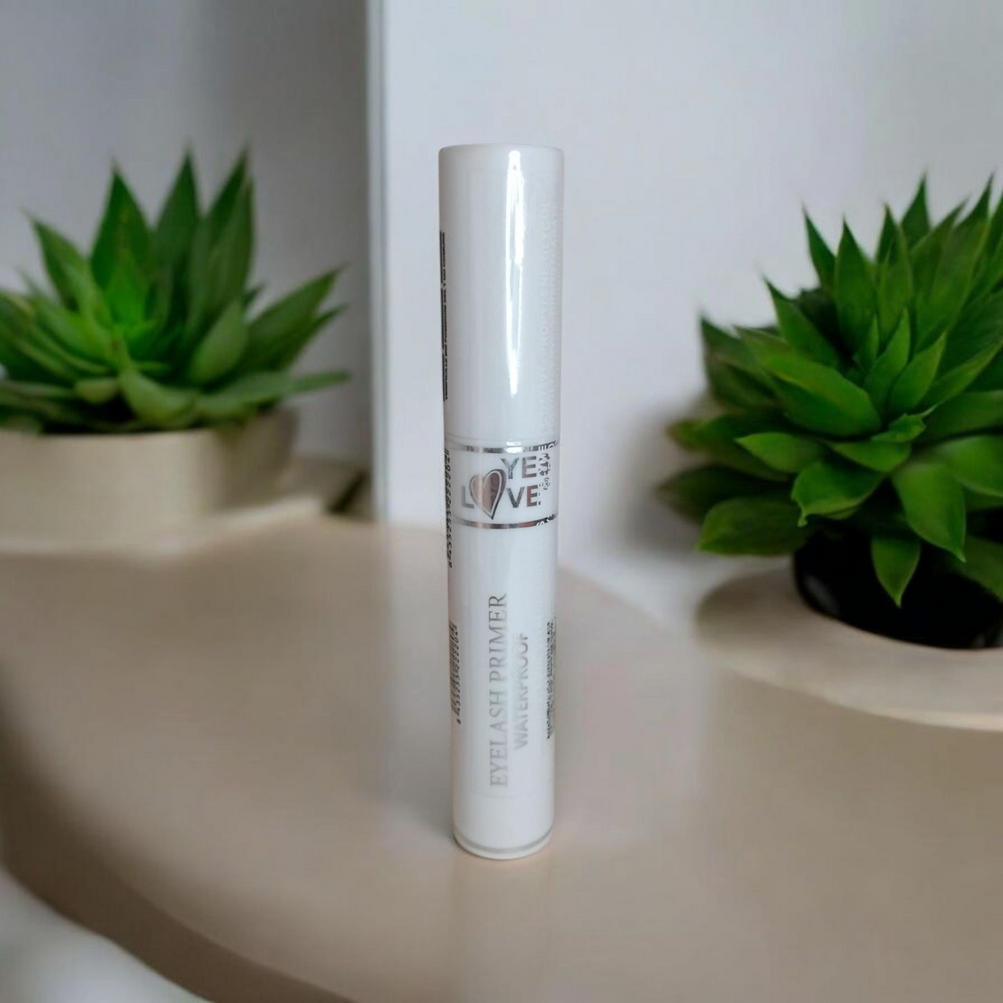 Mascara primer volume YES LOVE
