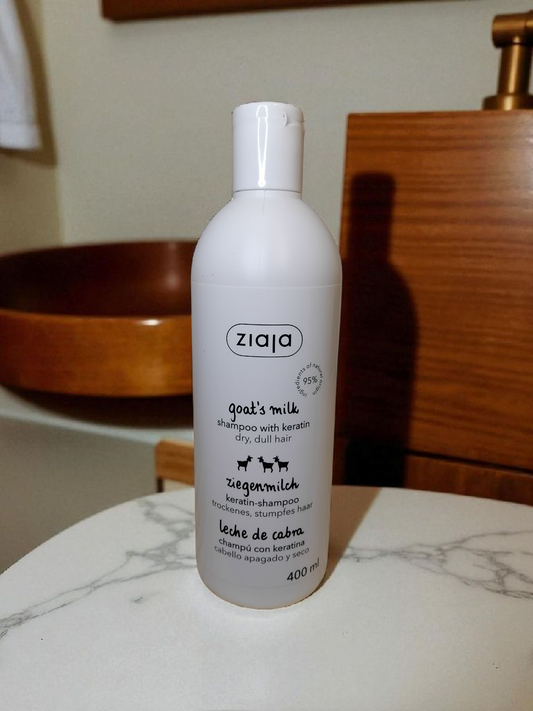 Shampoing Fortifiant à la Kératine et au Lait de Chèvre